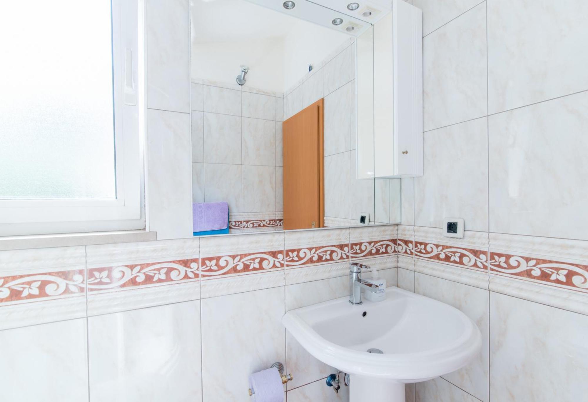 Studio Apartment Brela Esterno foto