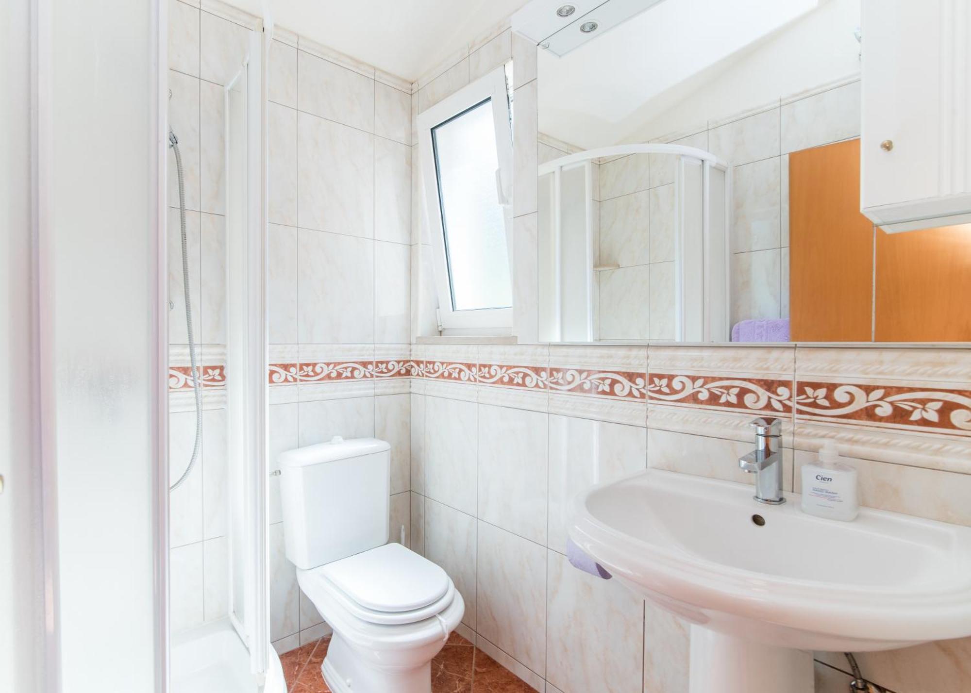 Studio Apartment Brela Esterno foto